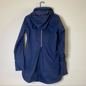 LULULEMON deep navy Fo Drizzle rain jacket 6 RARE